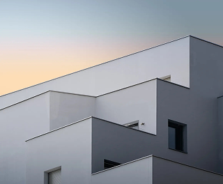 رحلة بصرية عبر الابتكار والتأثير